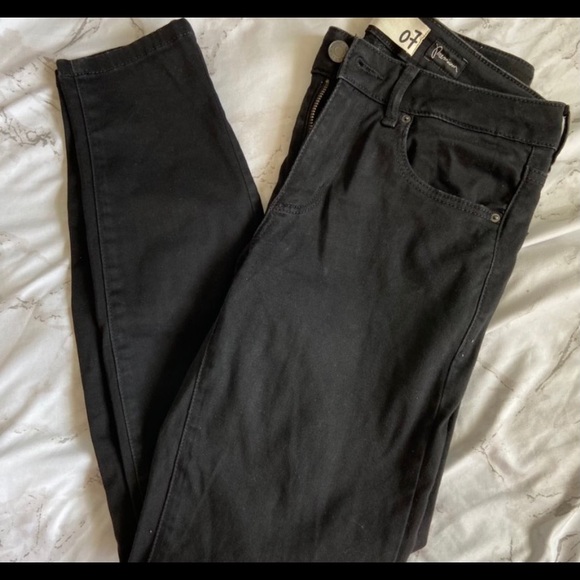 Black garage mid rise jeans